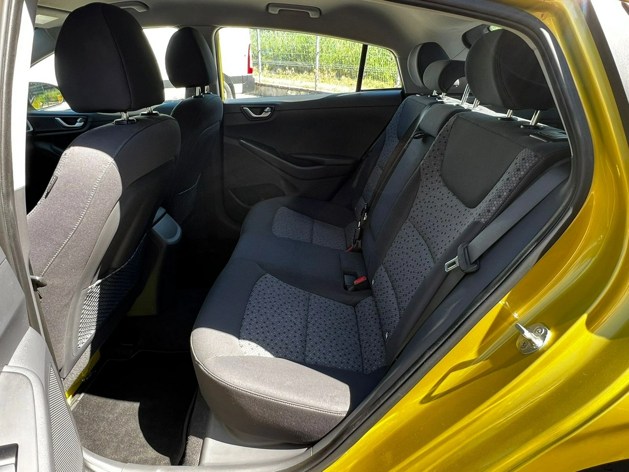 Hyundai IONIQ - Zdjęcie 10