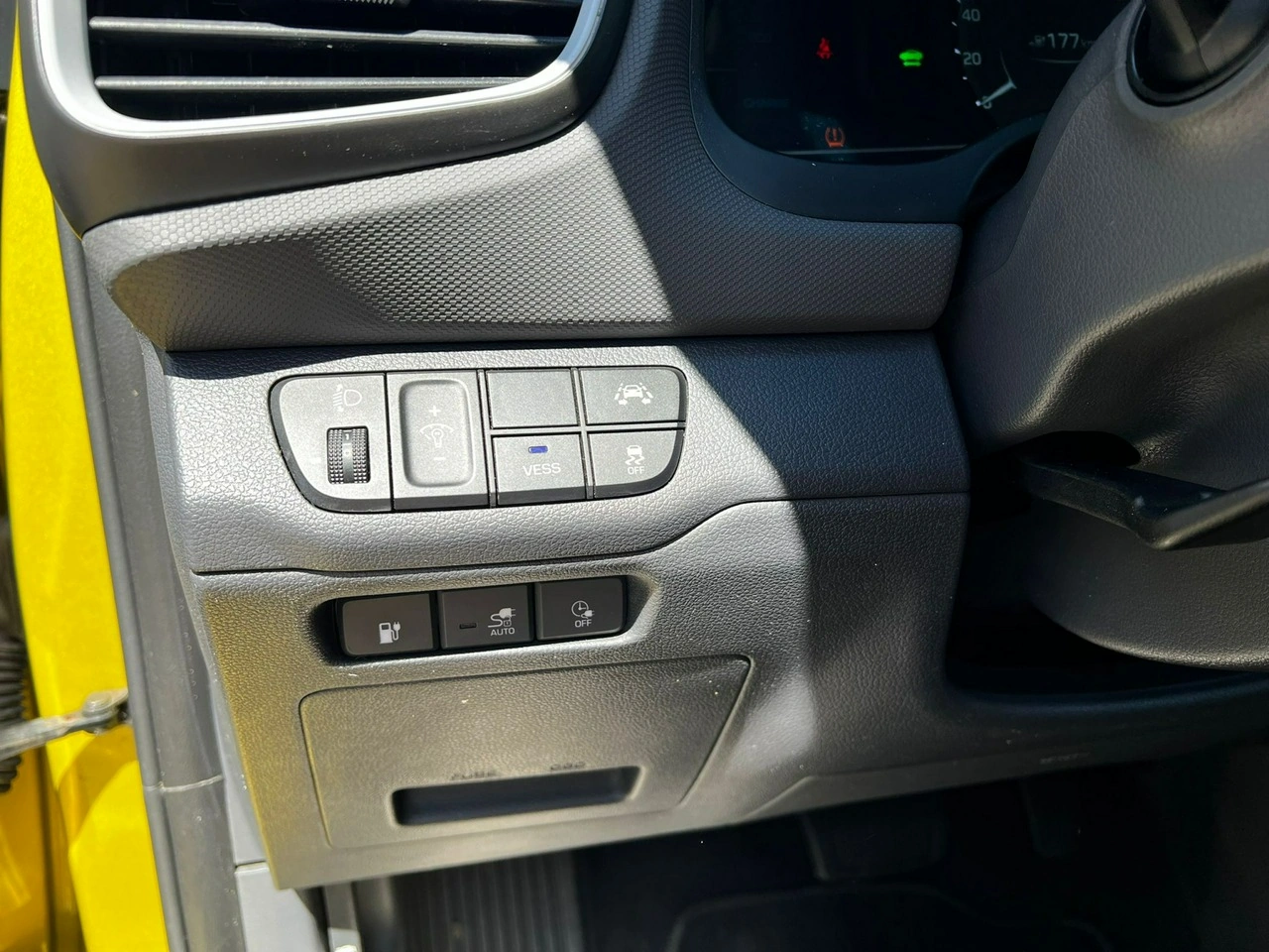 Hyundai IONIQ - Zdjęcie 13