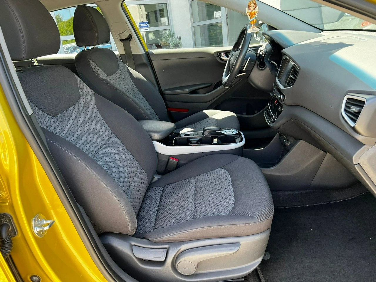 Hyundai IONIQ - Zdjęcie 17