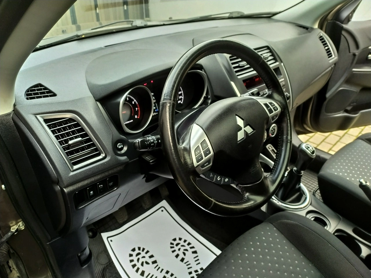 Mitsubishi ASX - Zdjęcie 15