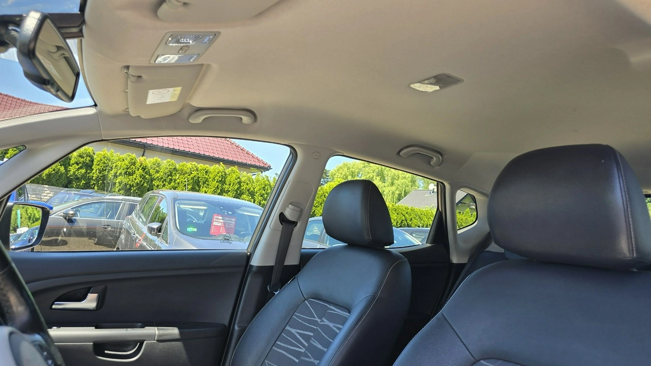 Kia Venga - Zdjęcie 19