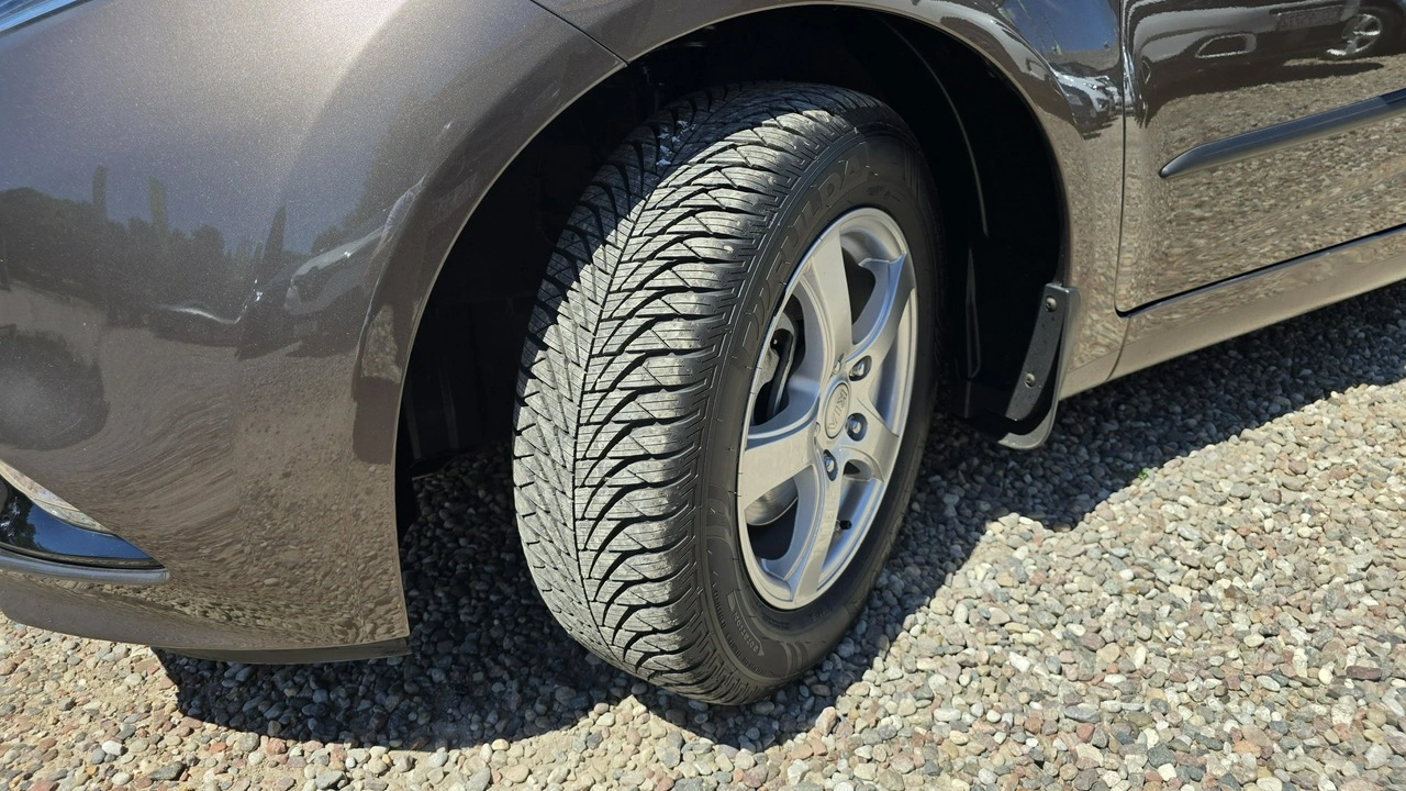 Kia Venga - Zdjęcie 21