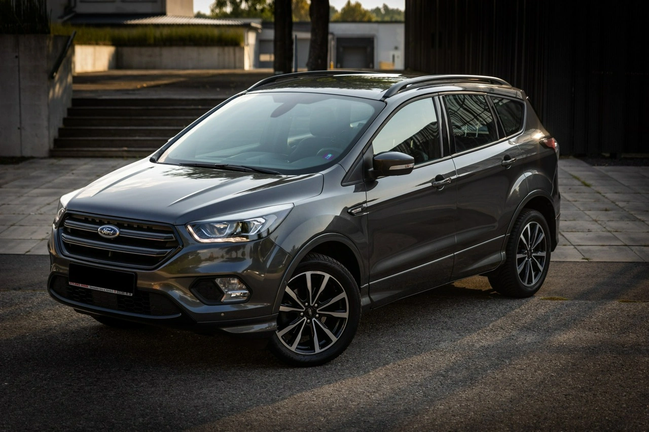 Ford Kuga - Zdjęcie 10