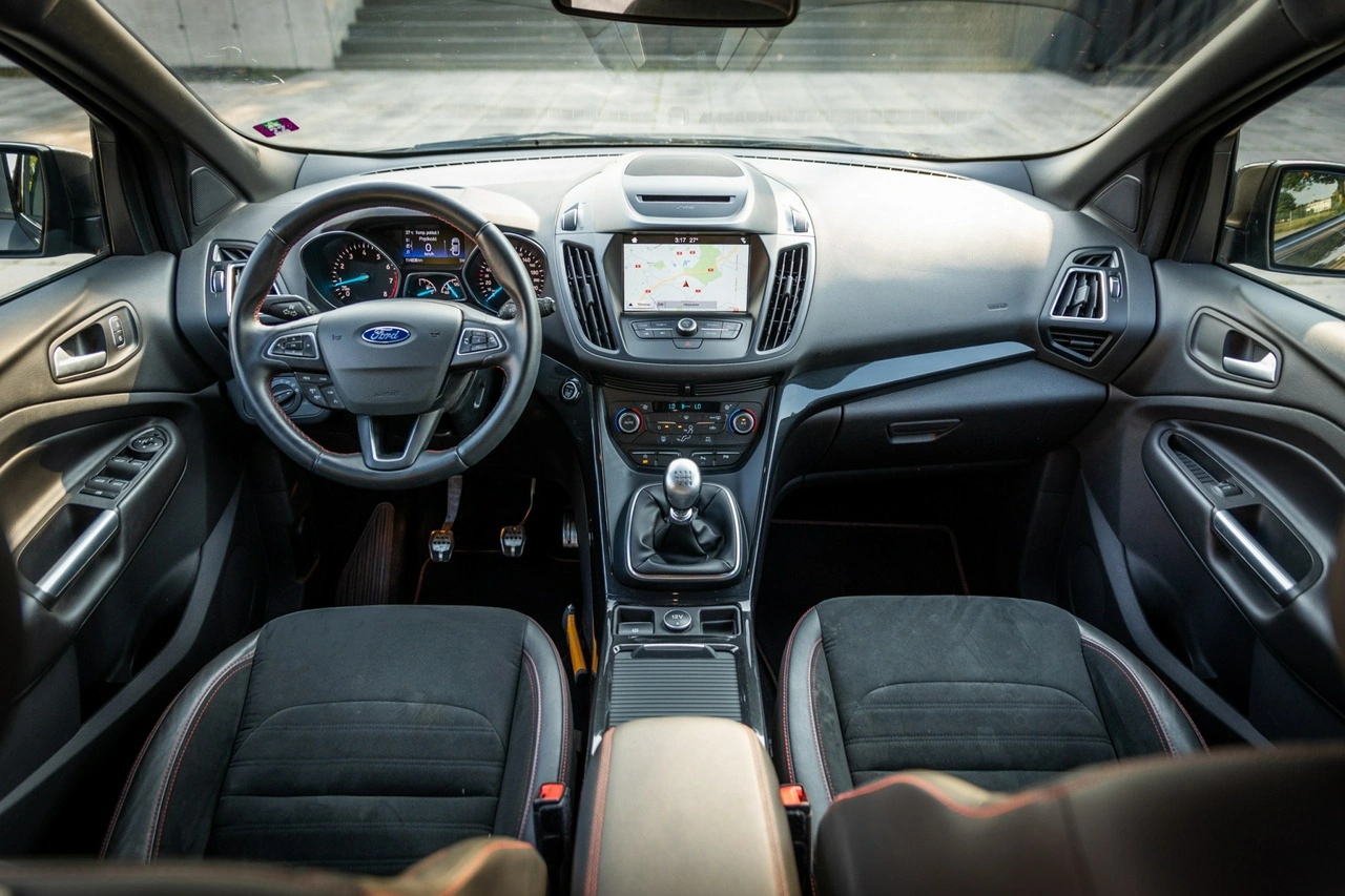 Ford Kuga - Zdjęcie 5