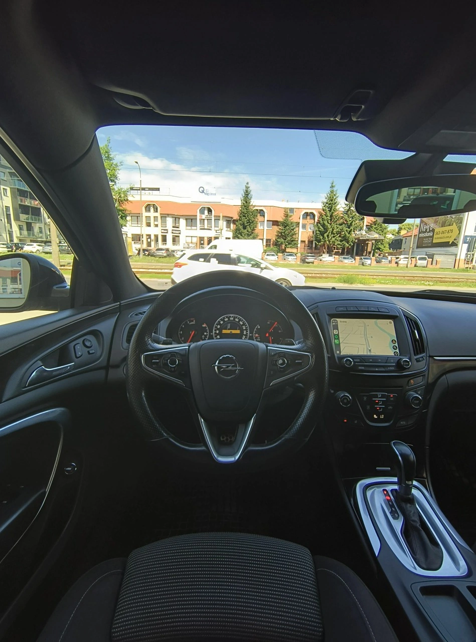Opel Insignia - Zdjęcie 19