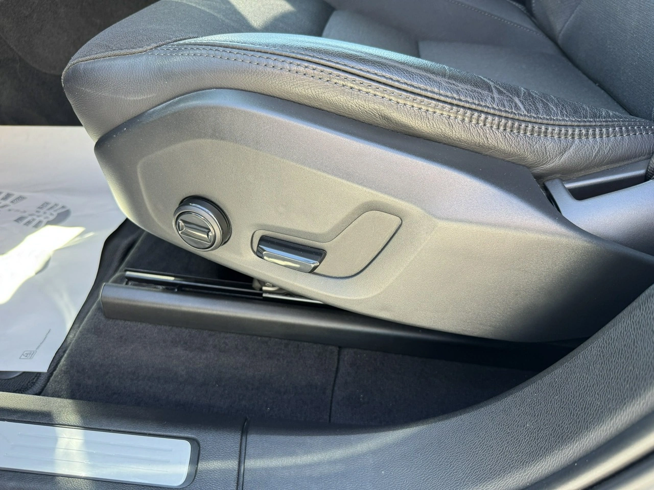Volvo XC 60 - Zdjęcie 15