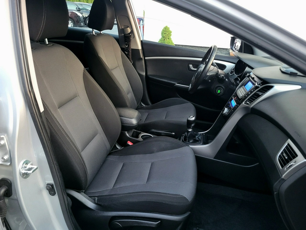 Hyundai i30 - Zdjęcie 12