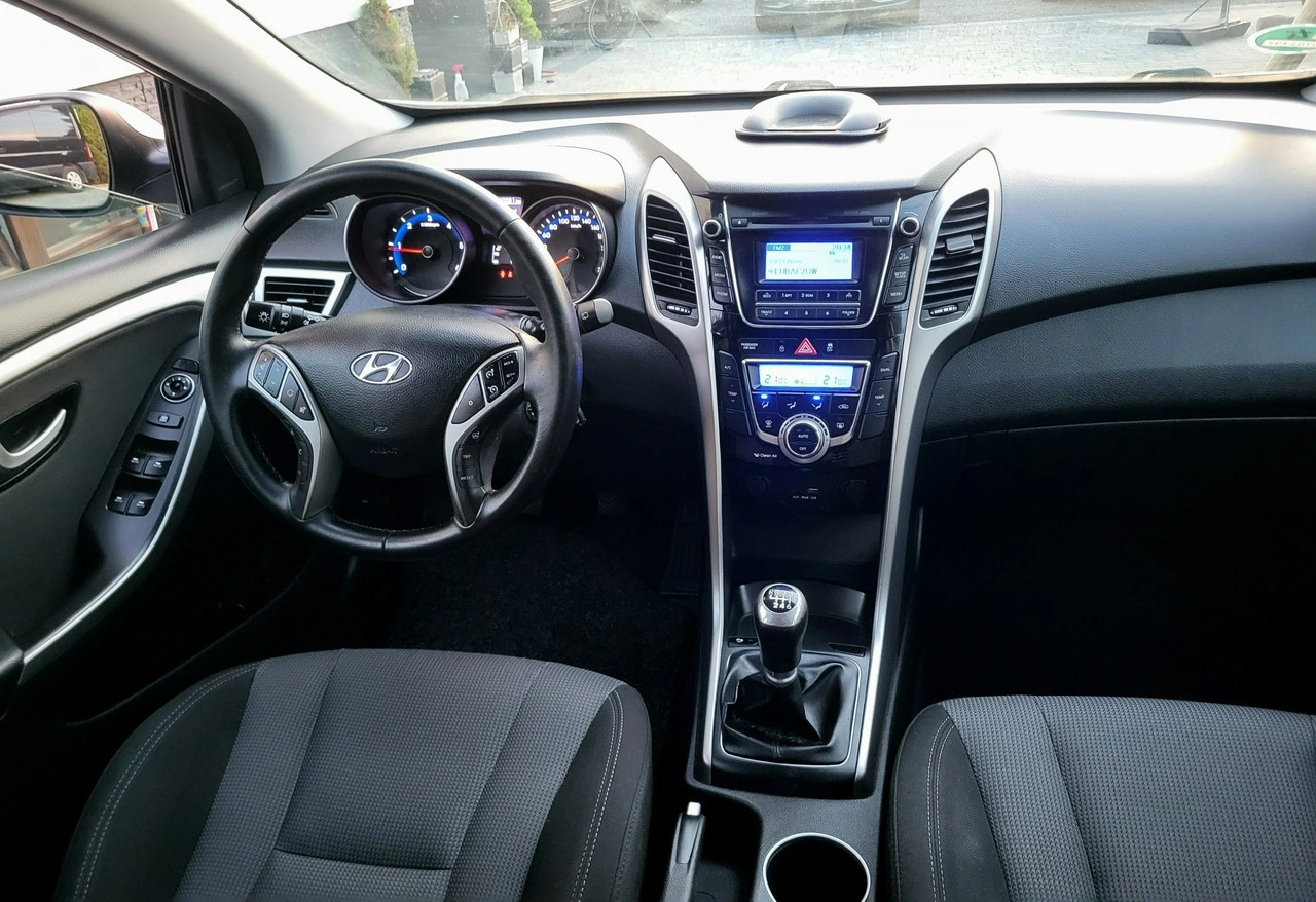 Hyundai i30 - Zdjęcie 14