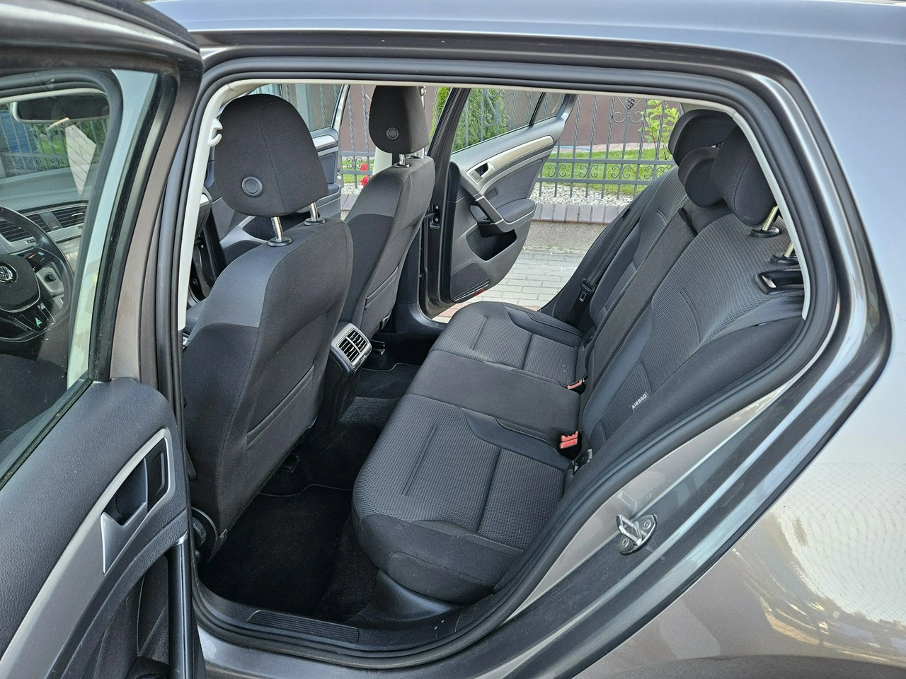 Volkswagen Golf - Zdjęcie 8
