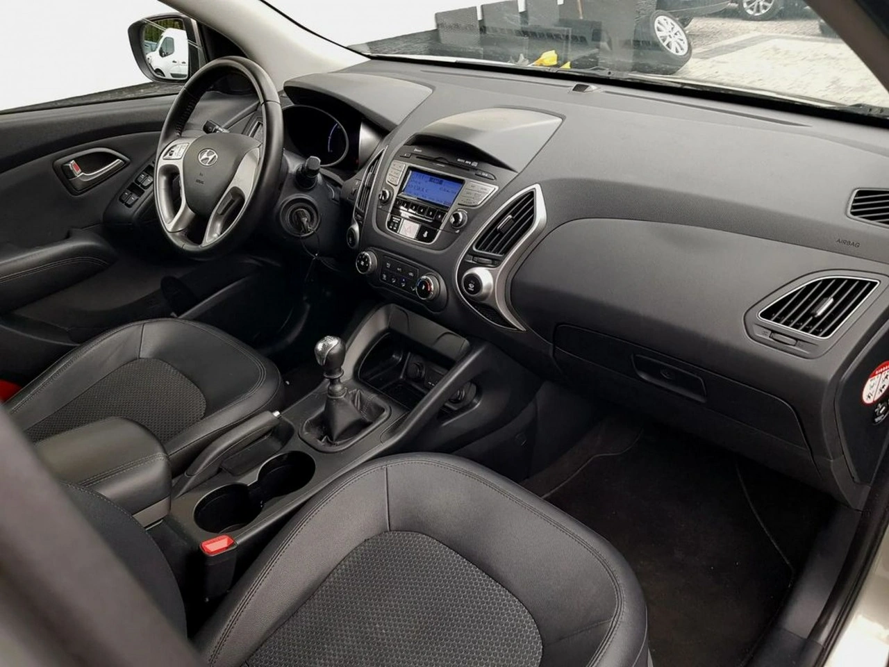Hyundai ix35 - Zdjęcie 8