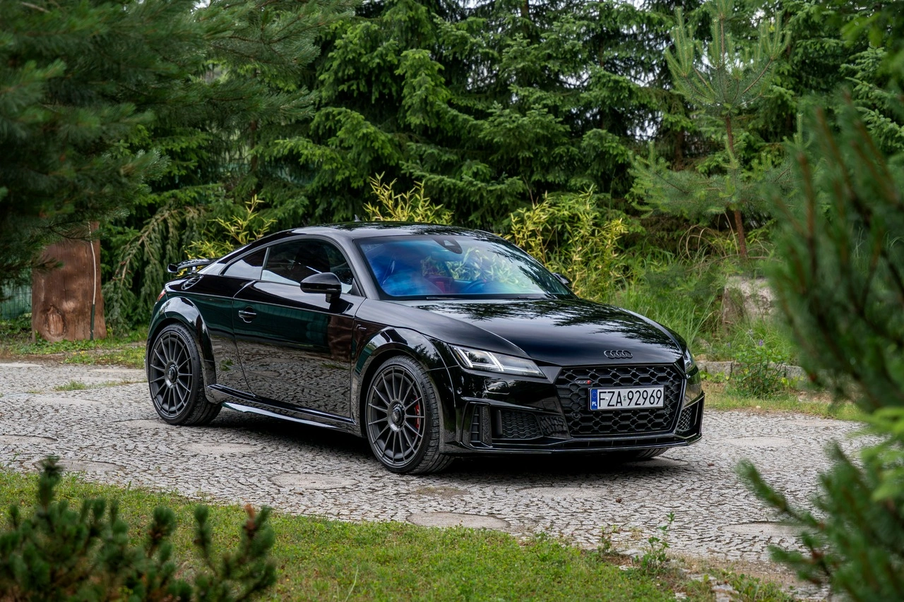 Audi TT S - Główne zdjęcie