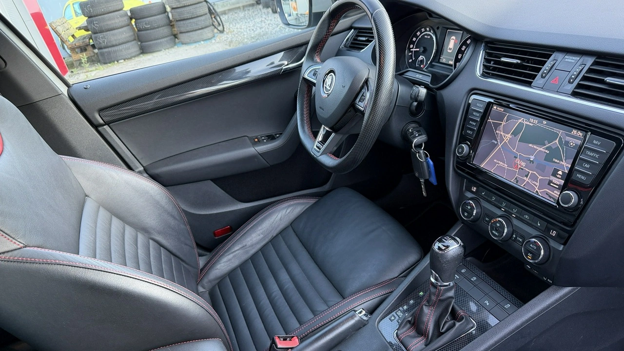 Skoda Octavia - Zdjęcie 19