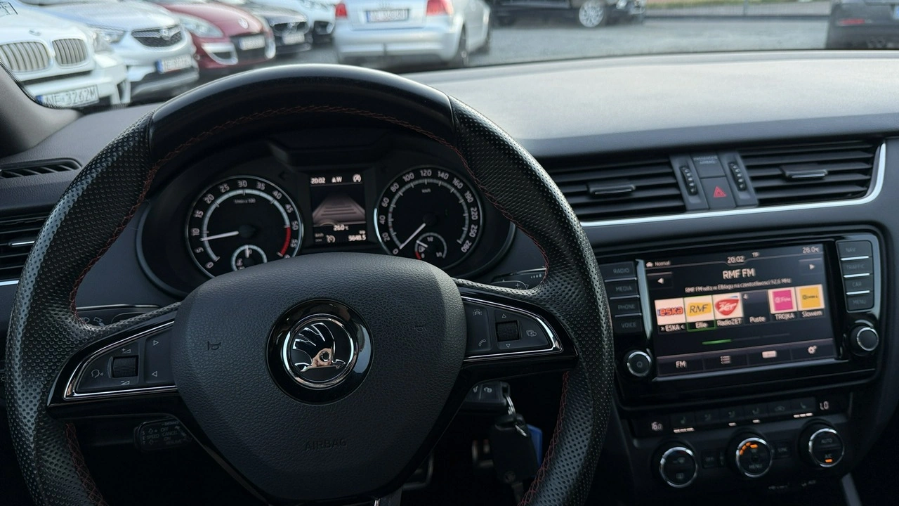 Skoda Octavia - Zdjęcie 27