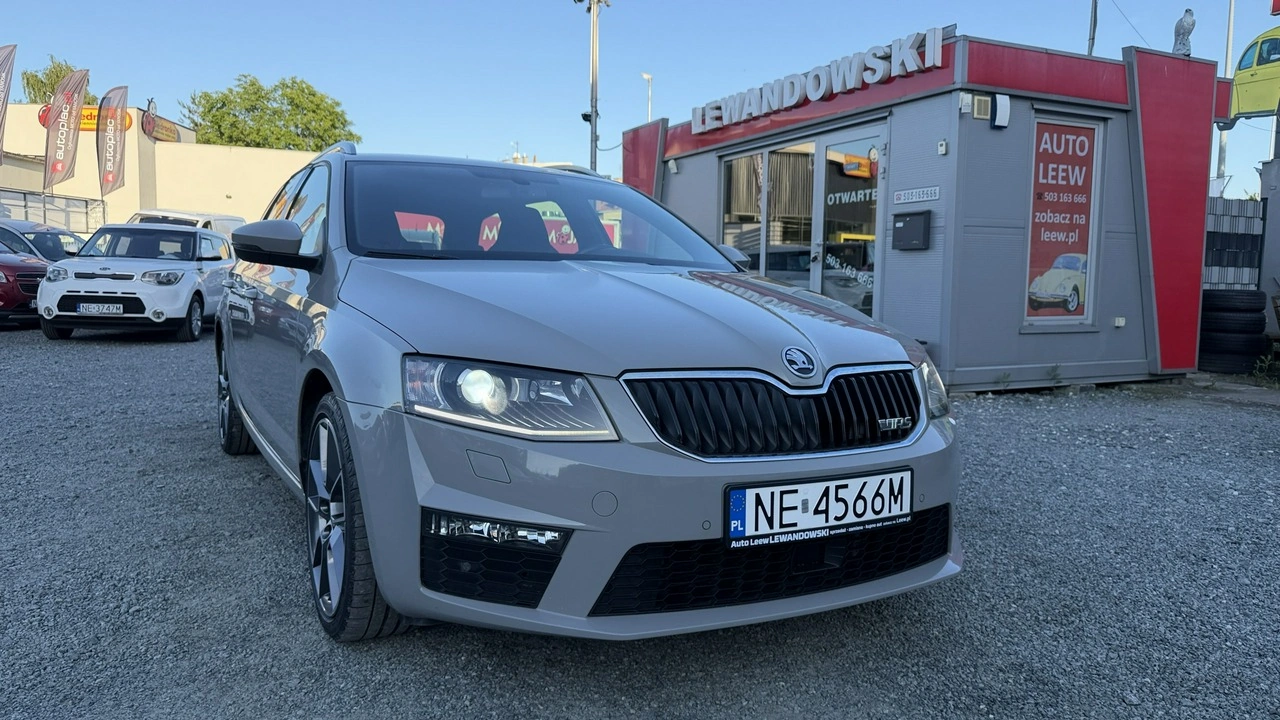 Skoda Octavia - Główne zdjęcie