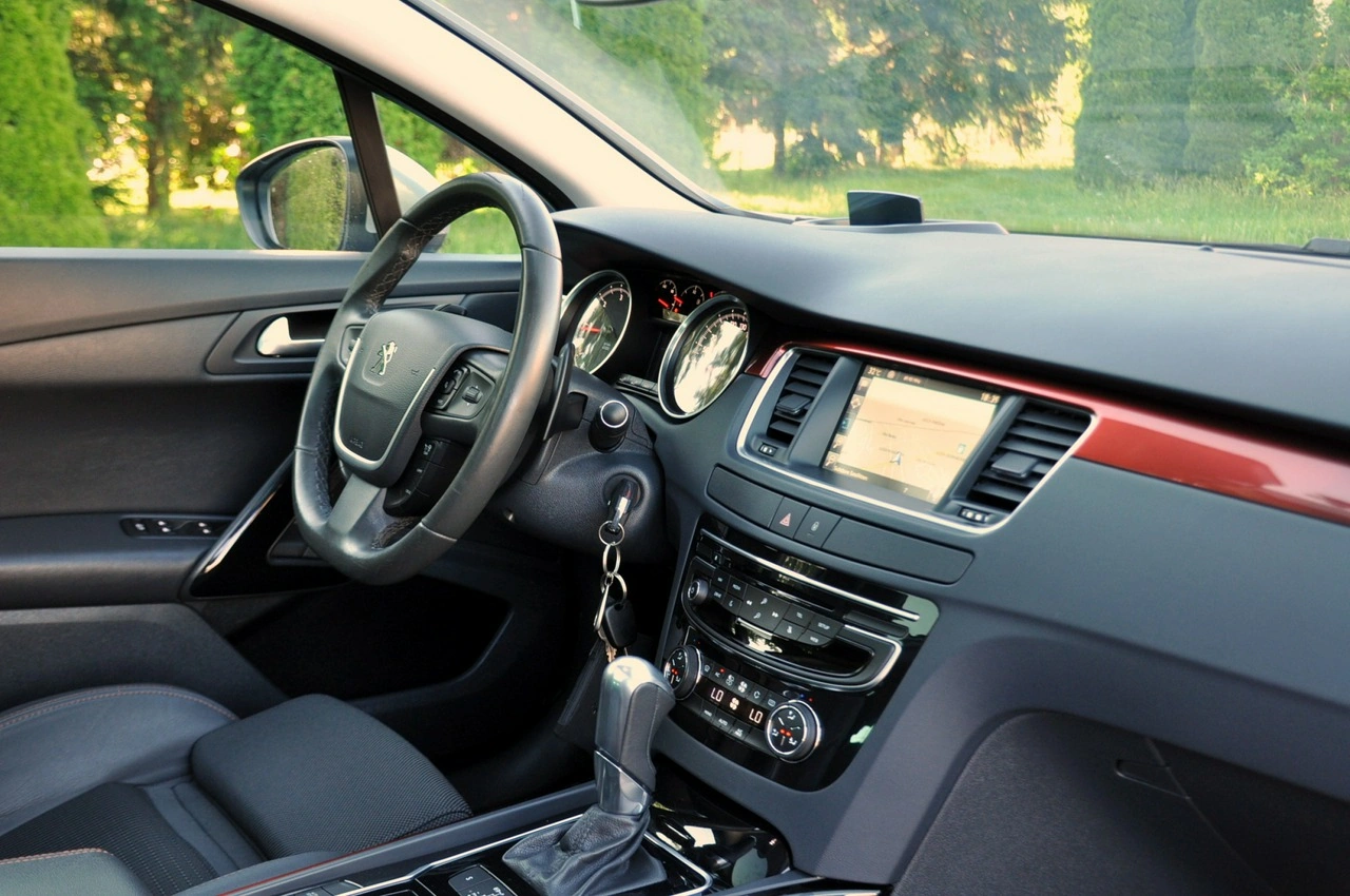 Peugeot 508 RXH - Zdjęcie 18