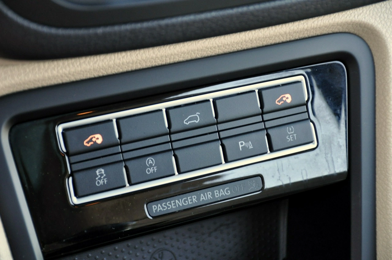 Volkswagen Sharan - Zdjęcie 34