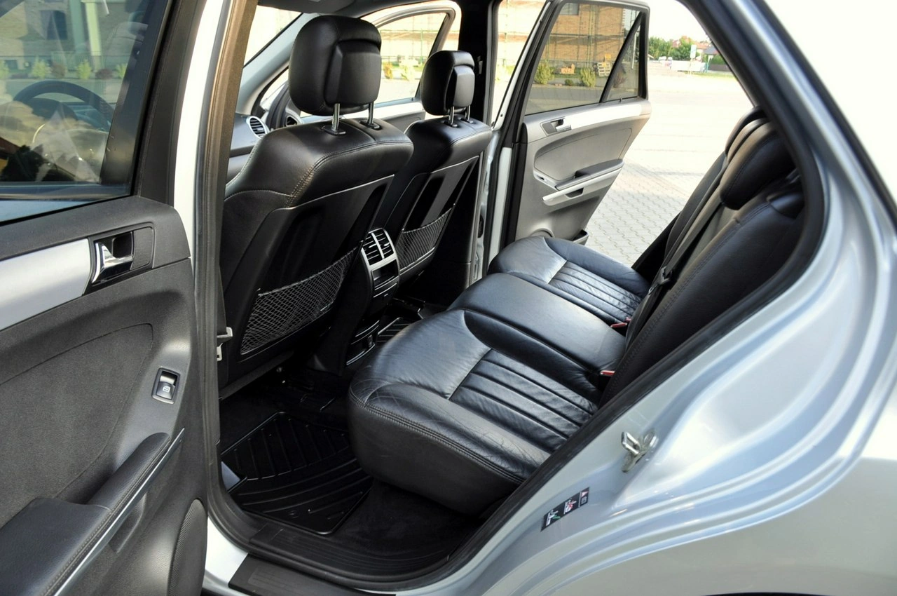 Mercedes ML 280 - Zdjęcie 20