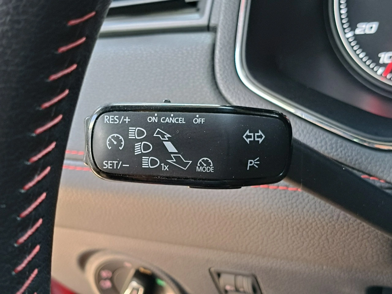 Seat Arona - Zdjęcie 16