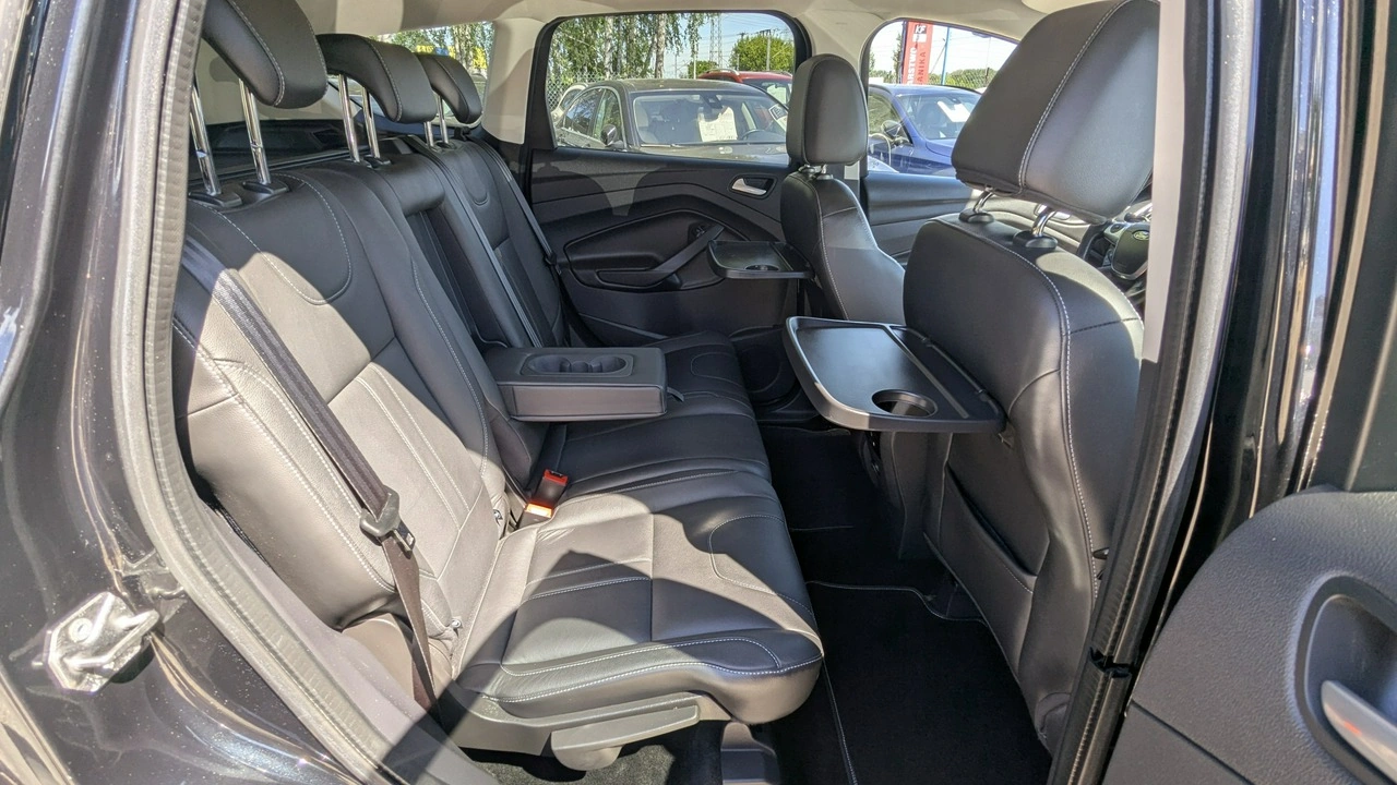 Ford Kuga - Zdjęcie 18