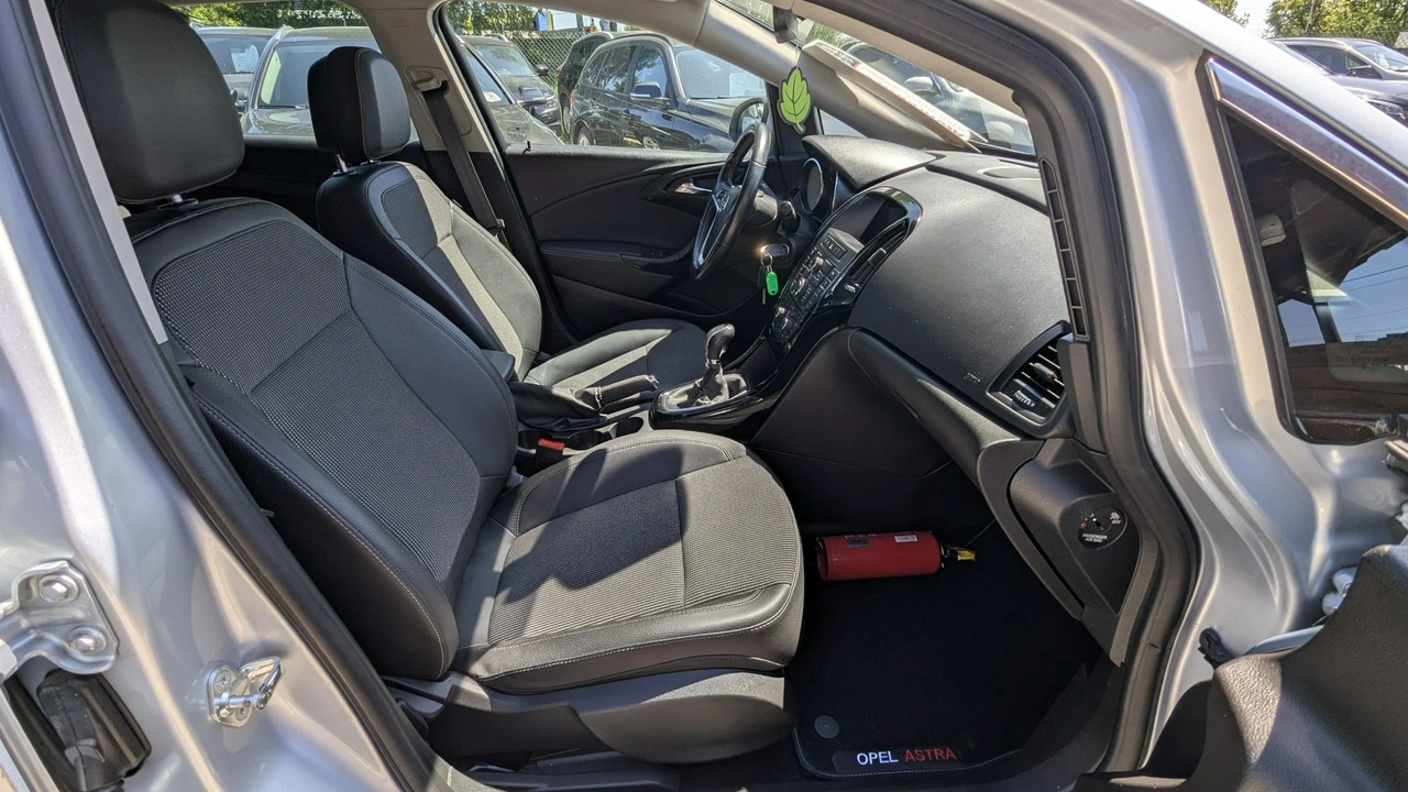Opel Astra - Zdjęcie 20