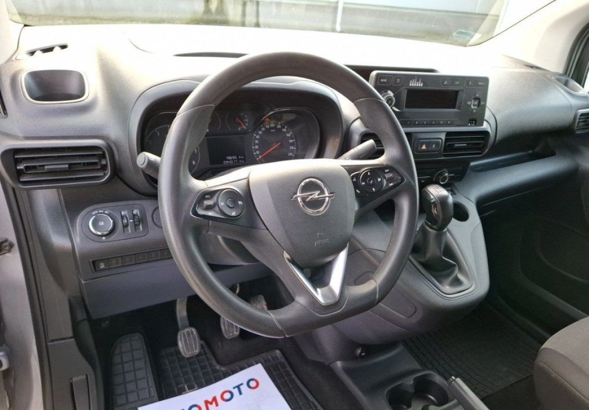 Opel Combo - Zdjęcie 8