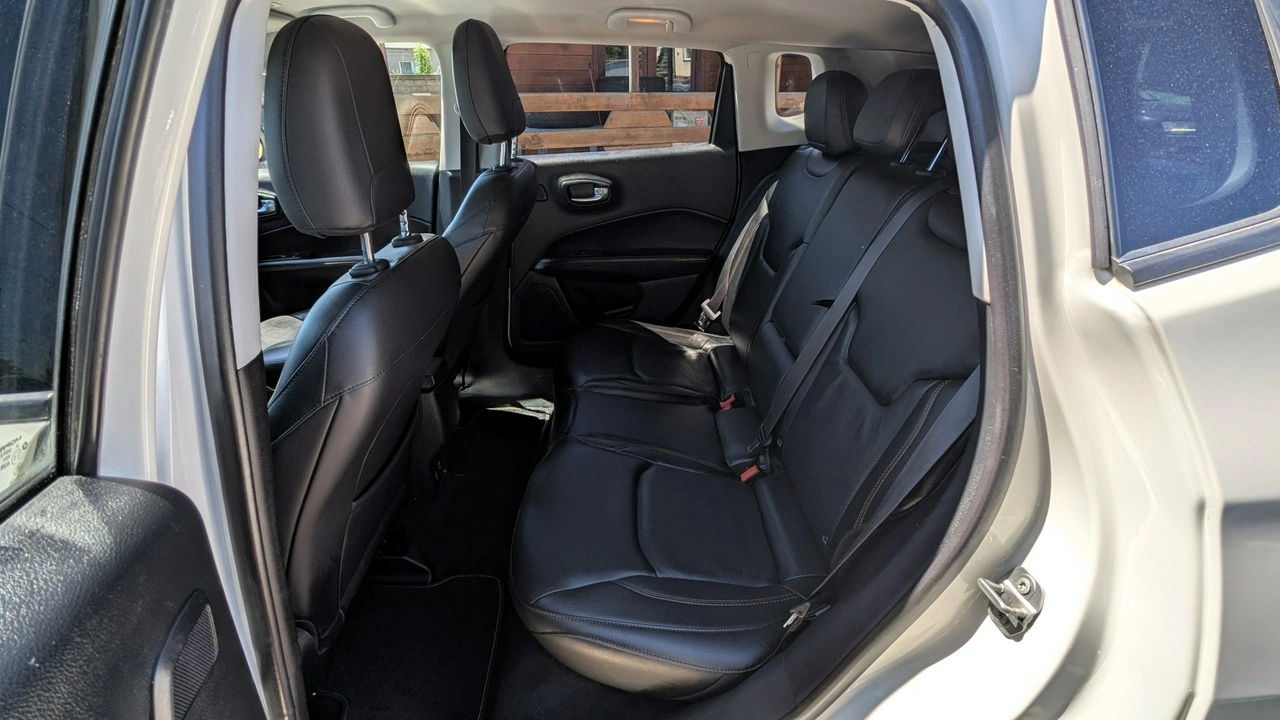 Jeep Compass - Zdjęcie 17