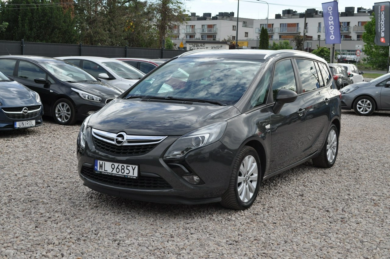 Opel Zafira - Zdjęcie 13