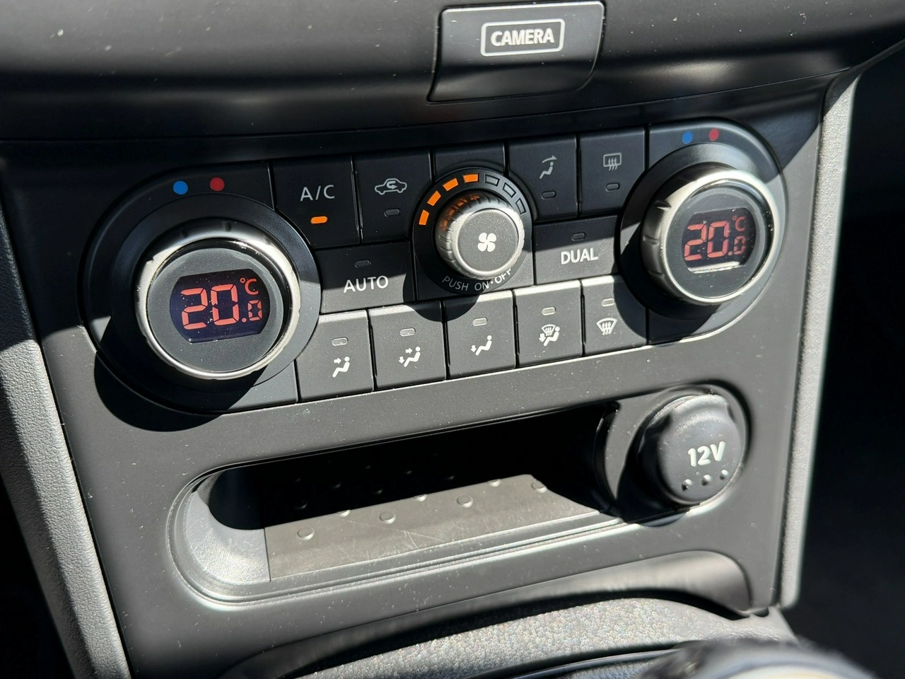 Nissan Qashqai - Zdjęcie 14