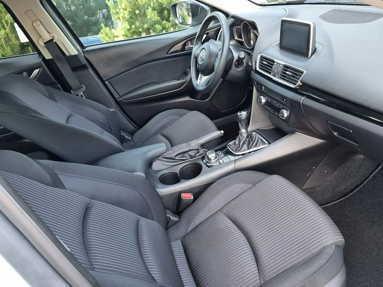 Mazda 3 - Zdjęcie 17