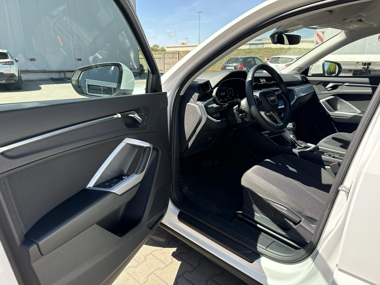 Audi Q3 - Zdjęcie 9