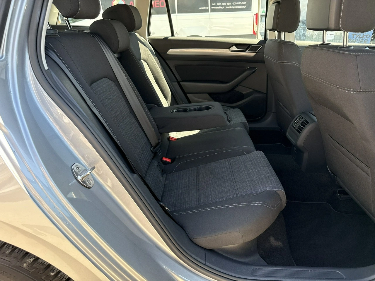 Volkswagen Passat - Zdjęcie 17
