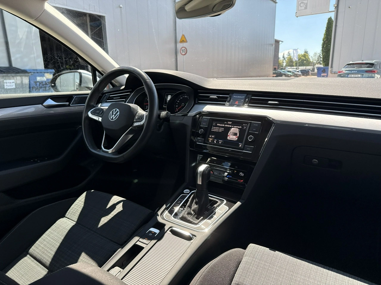 Volkswagen Passat - Zdjęcie 20