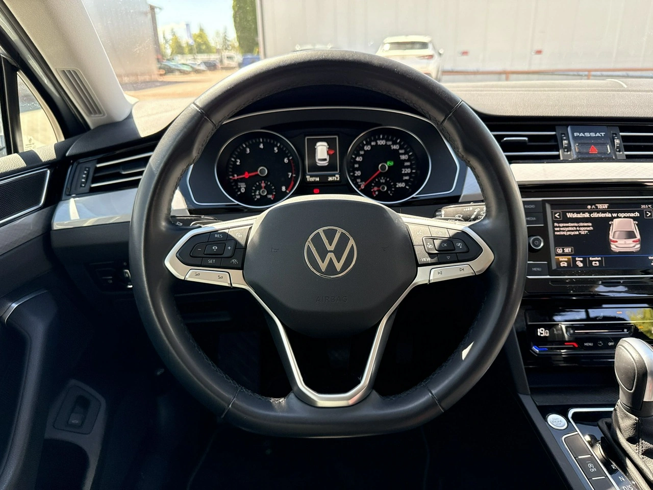 Volkswagen Passat - Zdjęcie 24