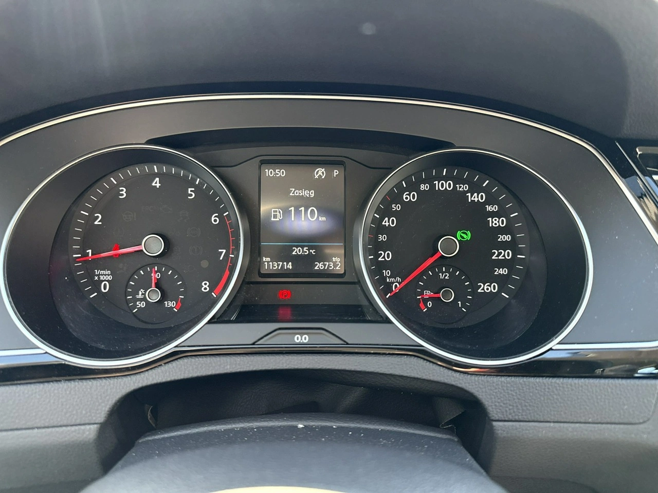 Volkswagen Passat - Zdjęcie 25