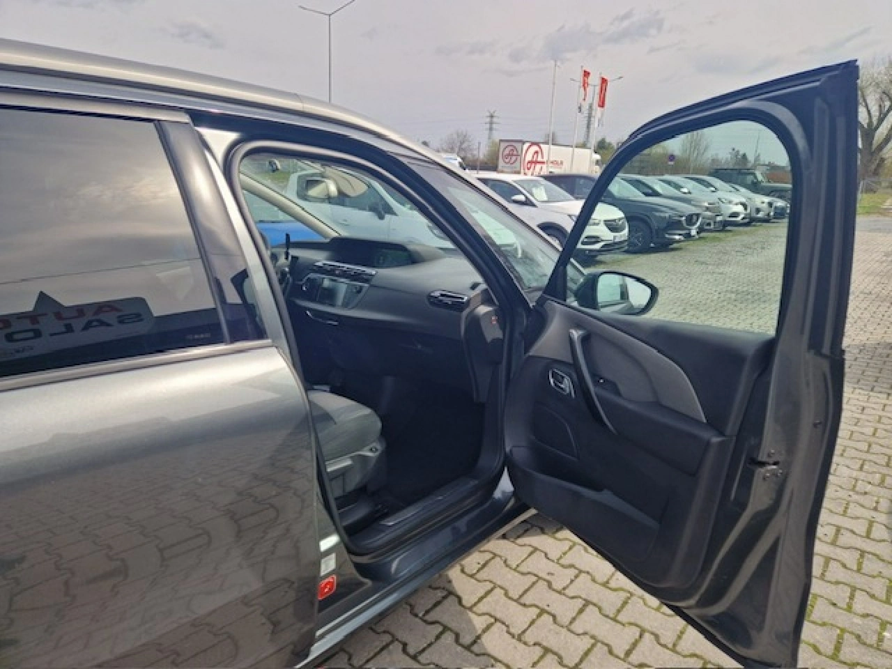 Citroën C4 Picasso - Zdjęcie 16