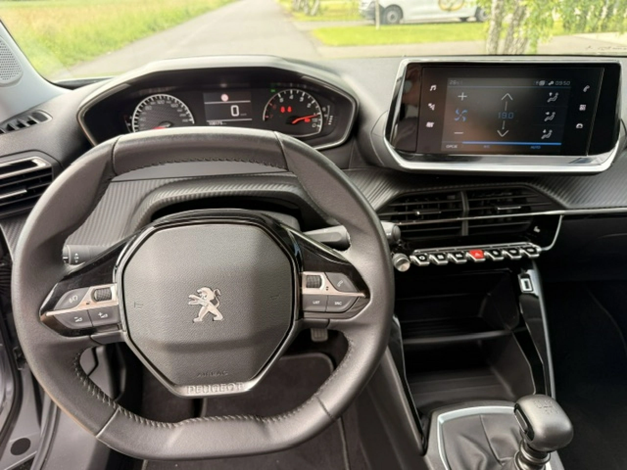 Peugeot 2008 - Zdjęcie 18