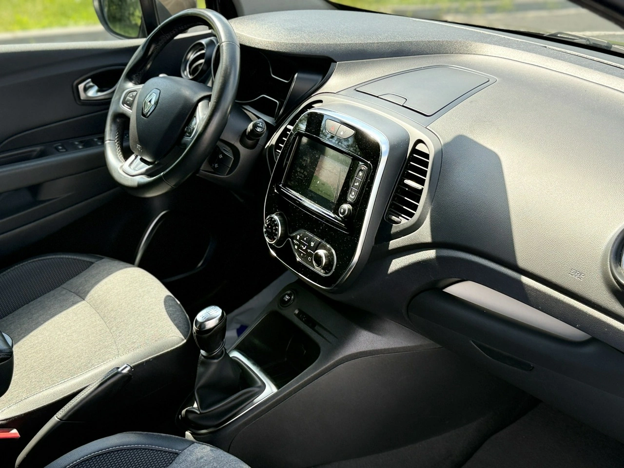 Renault Captur - Zdjęcie 12