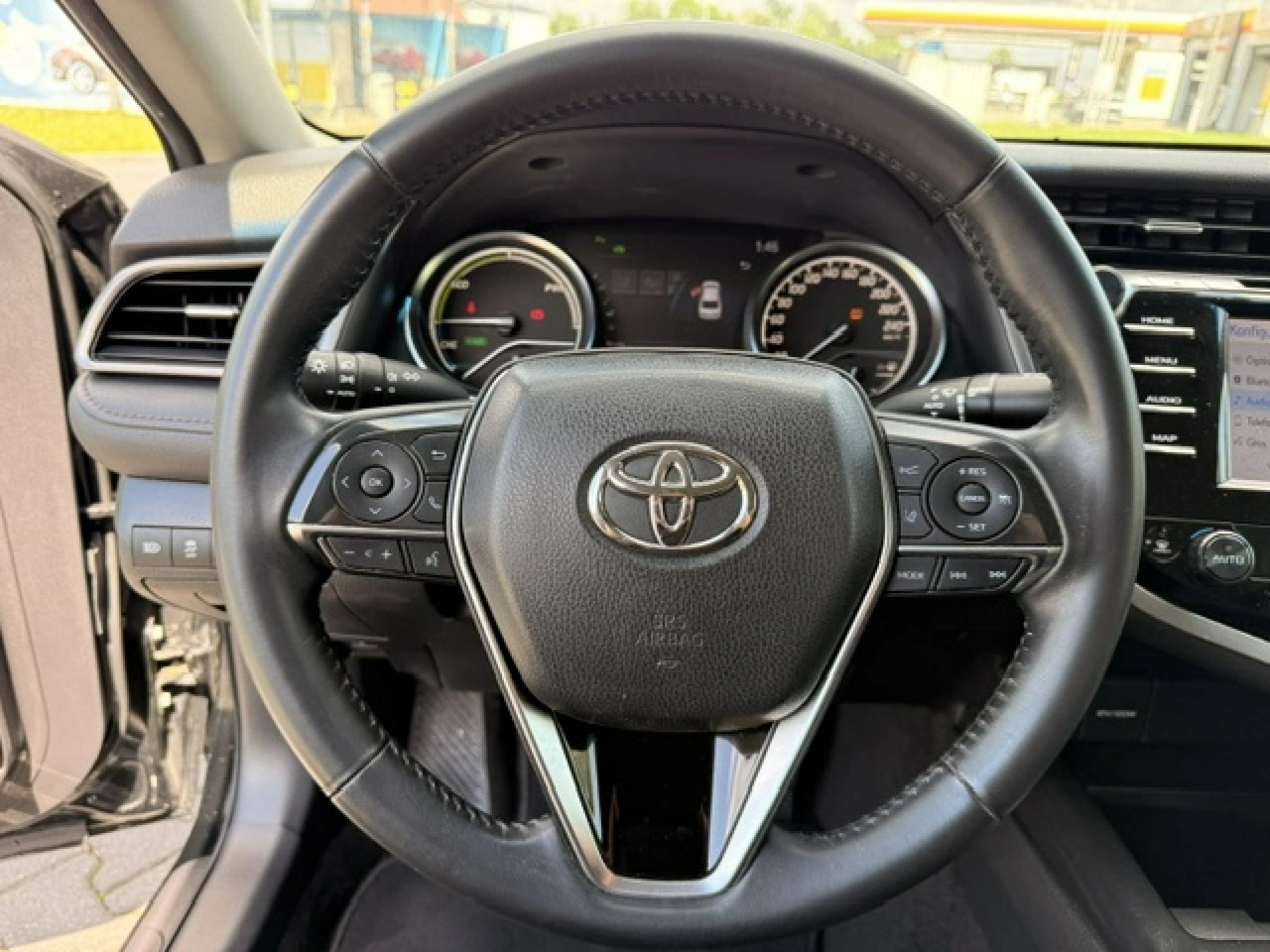 Toyota Camry - Zdjęcie 16