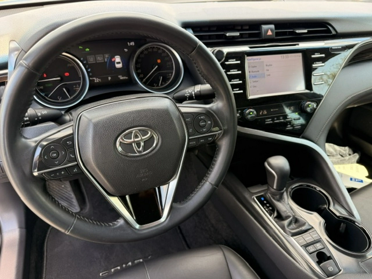 Toyota Camry - Zdjęcie 23