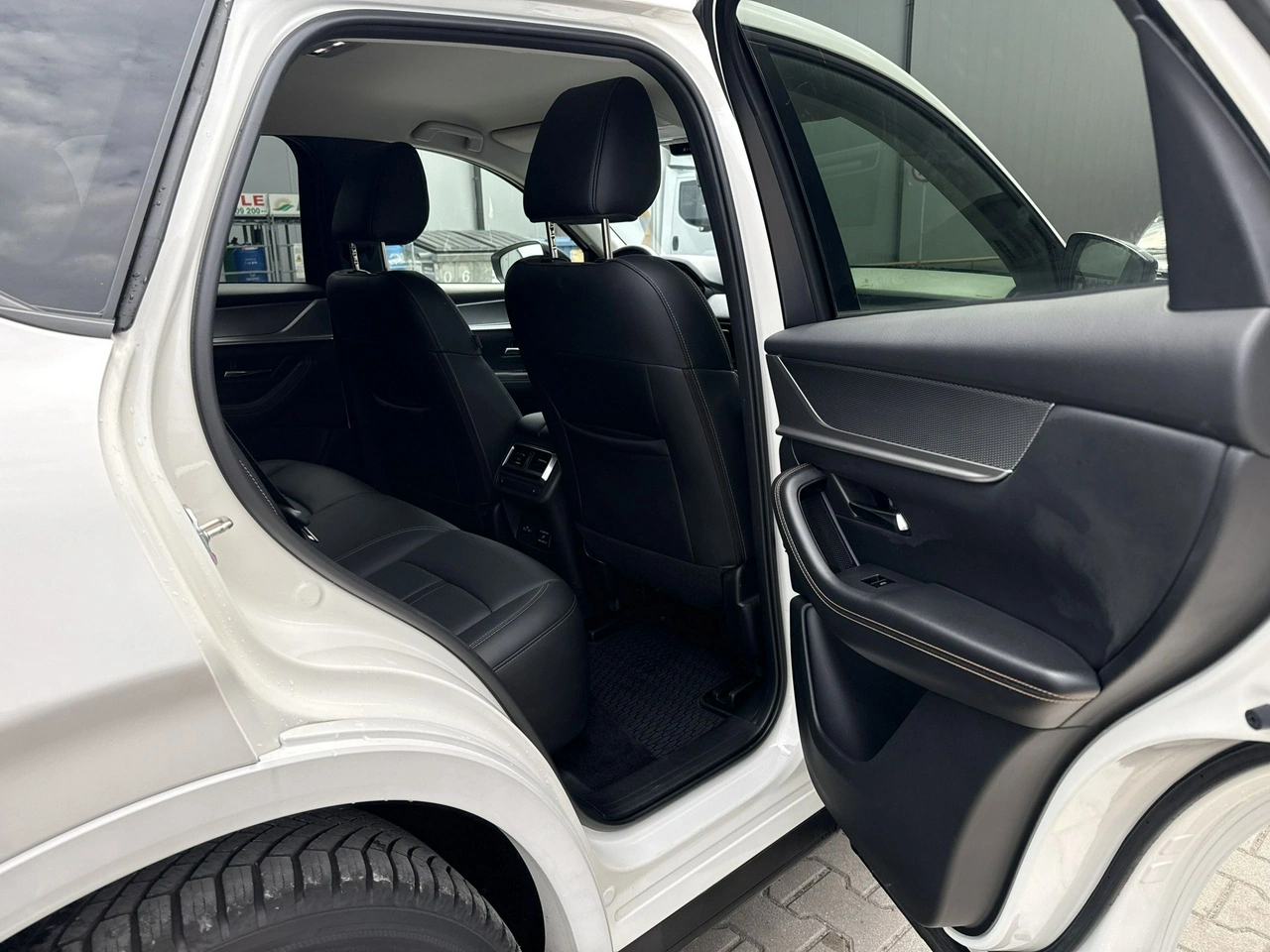 Mazda CX-60 - Zdjęcie 18