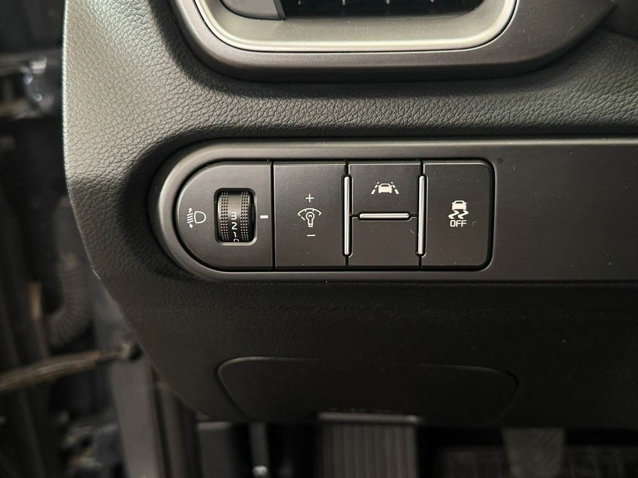 Kia Ceed - Zdjęcie 24