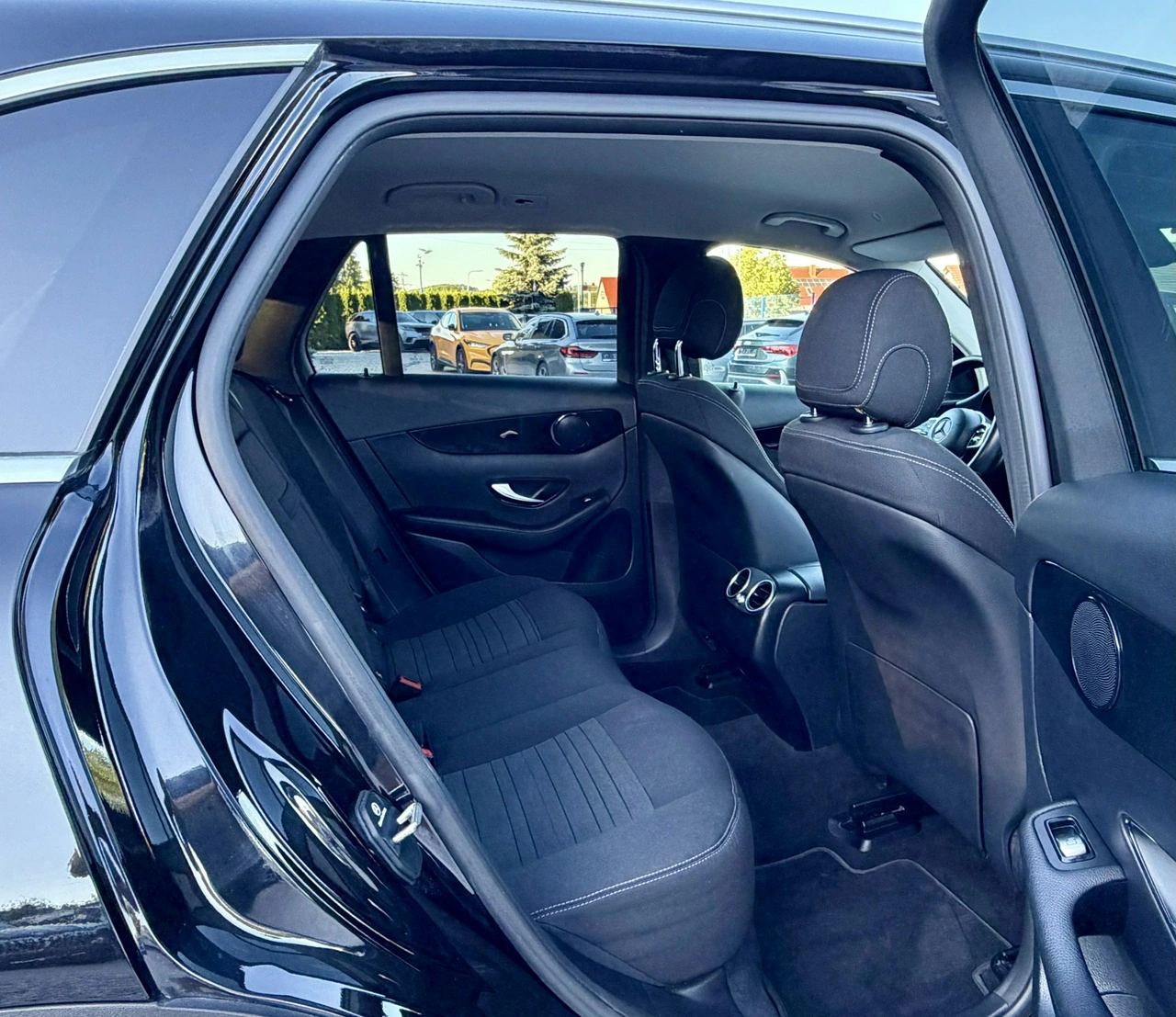 Mercedes GLC 200 - Zdjęcie 11