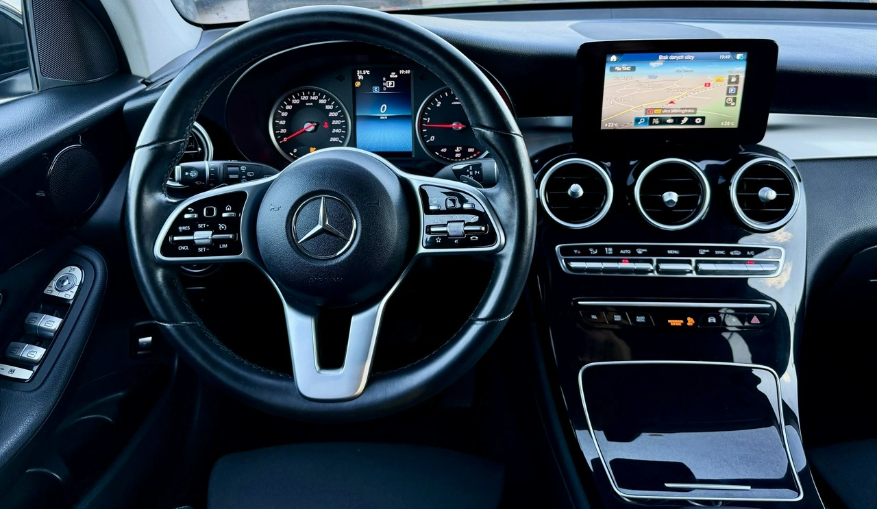 Mercedes GLC 200 - Zdjęcie 14