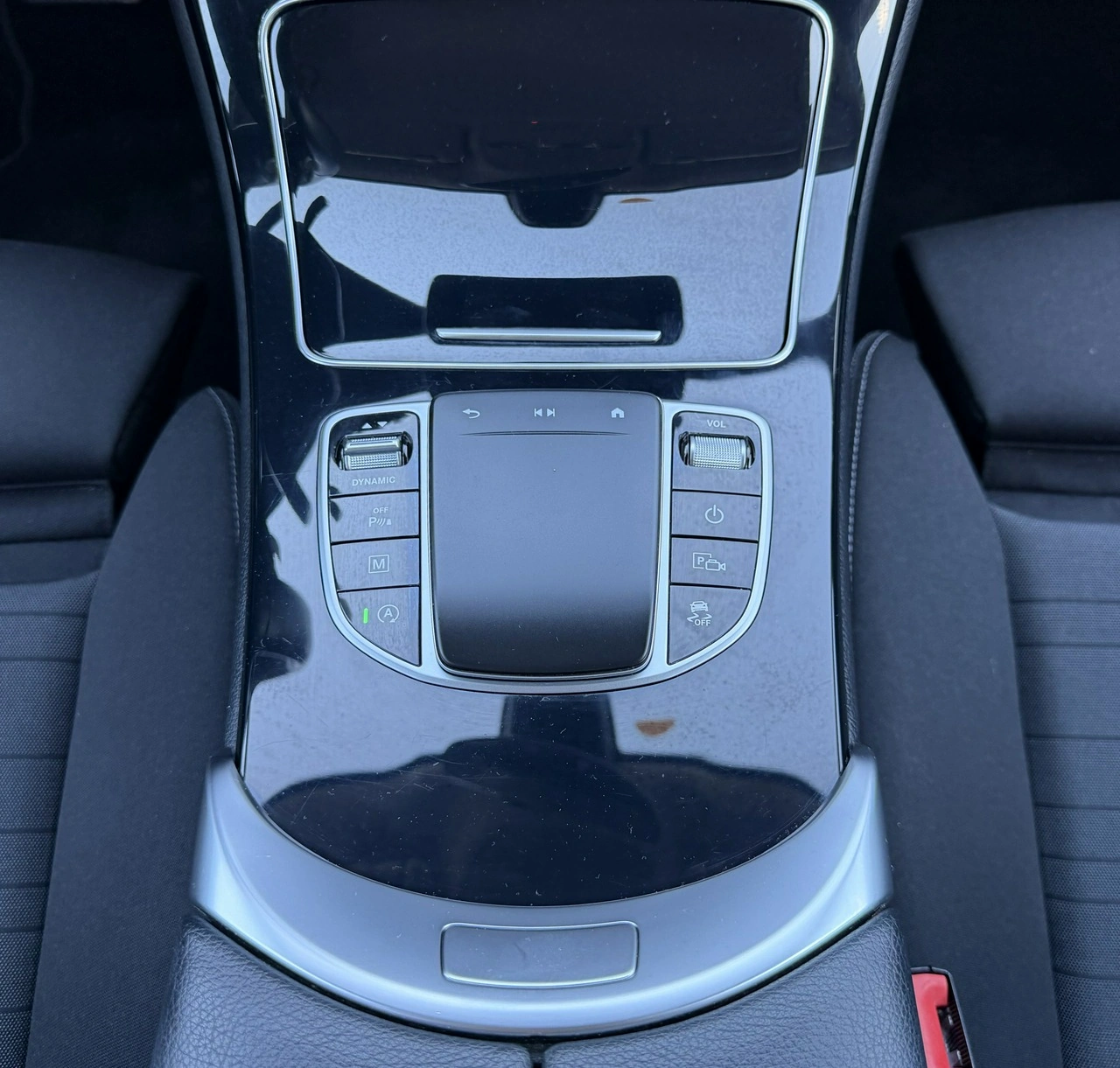 Mercedes GLC 200 - Zdjęcie 18