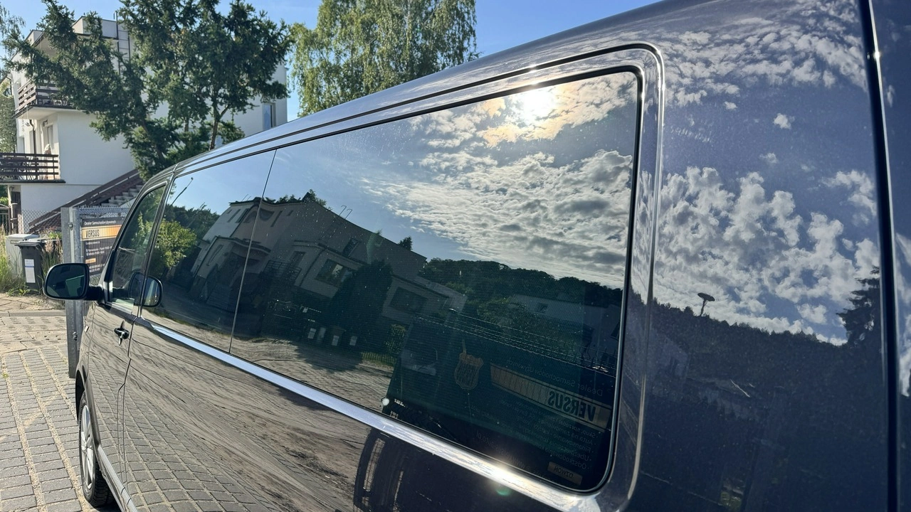 Volkswagen Caravelle - Zdjęcie 22