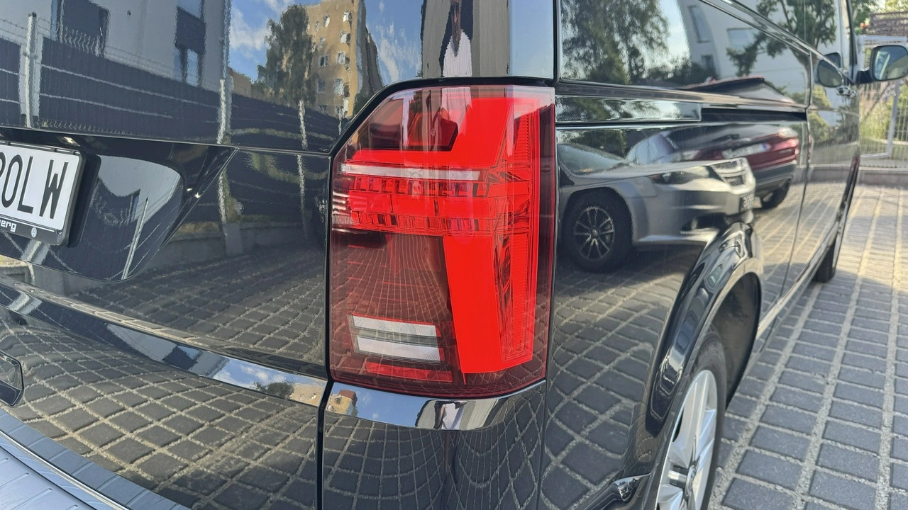 Volkswagen Caravelle - Zdjęcie 28