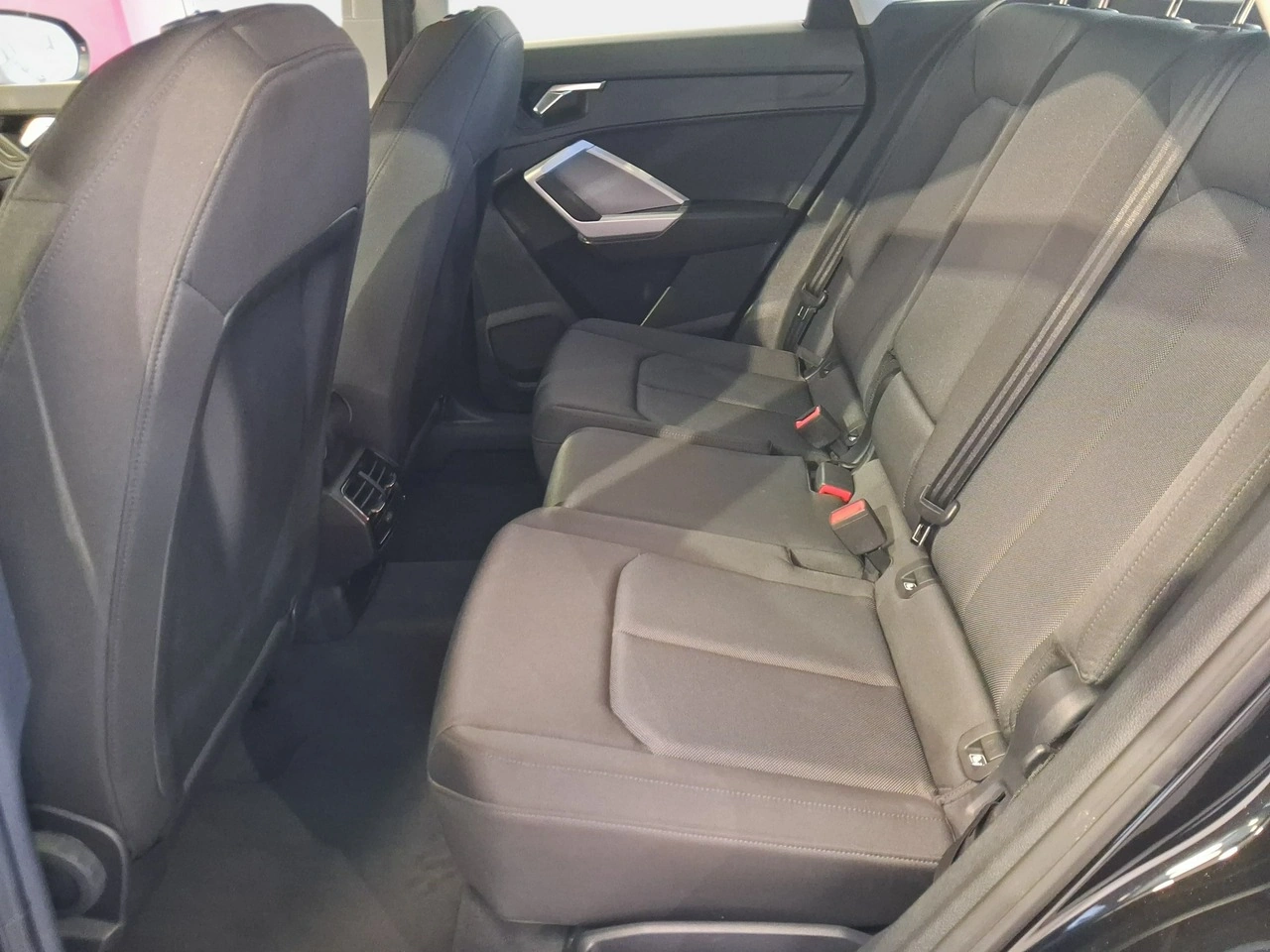Audi Q3 - Zdjęcie 13