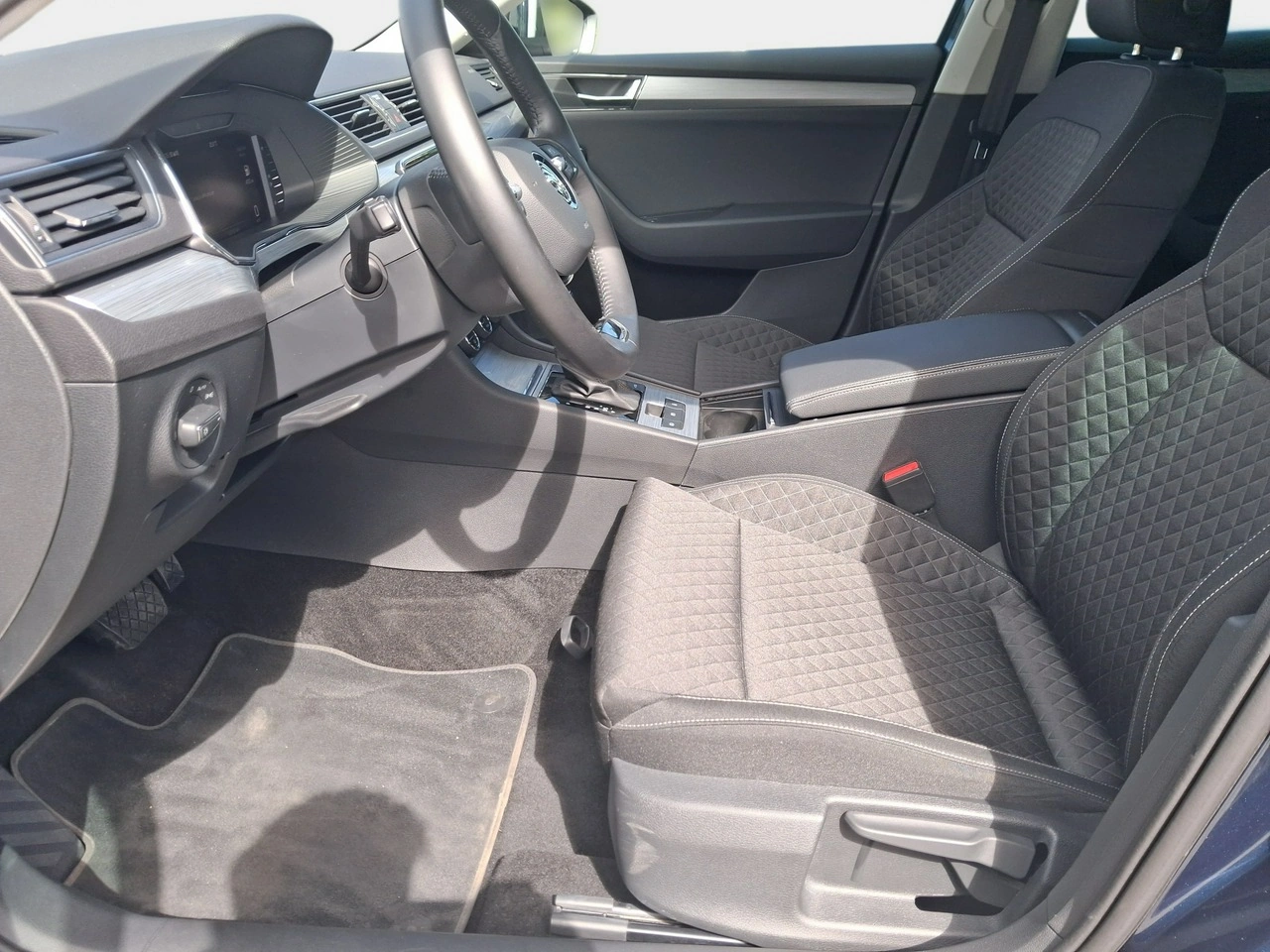 Skoda Superb - Zdjęcie 10