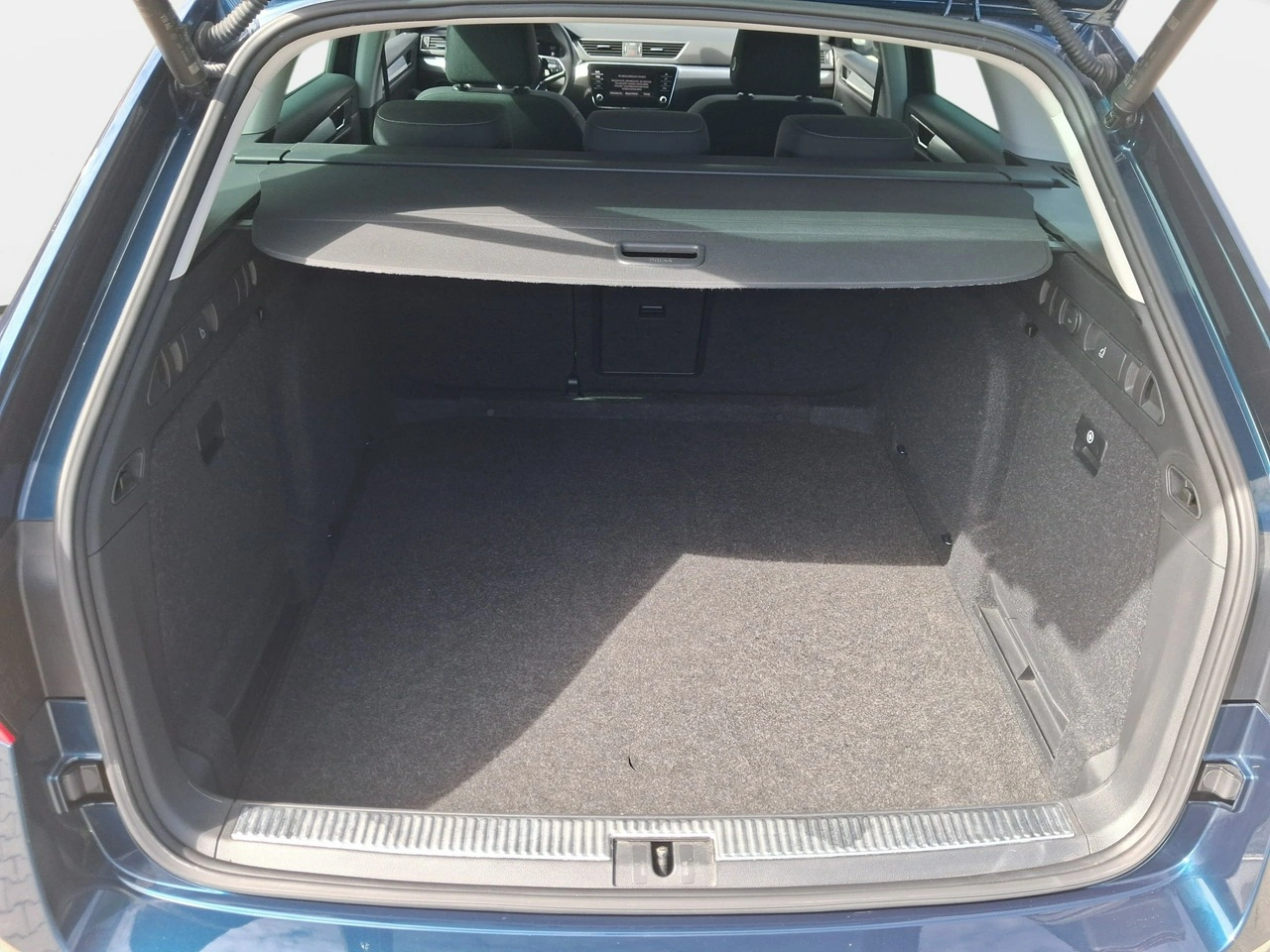 Skoda Superb - Zdjęcie 12