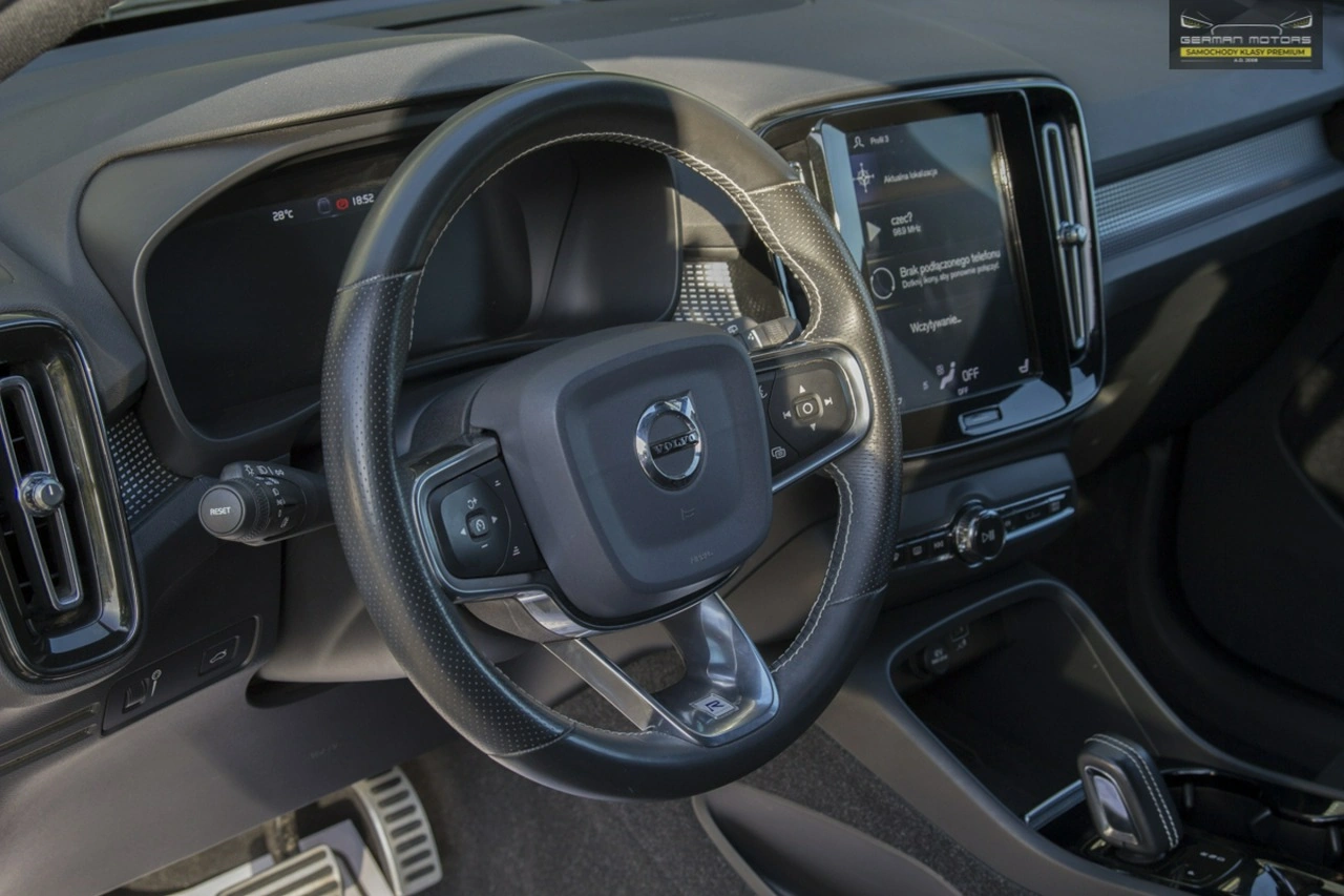 Volvo XC 40 - Zdjęcie 22